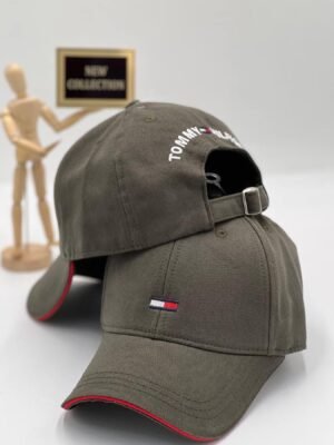 Caps